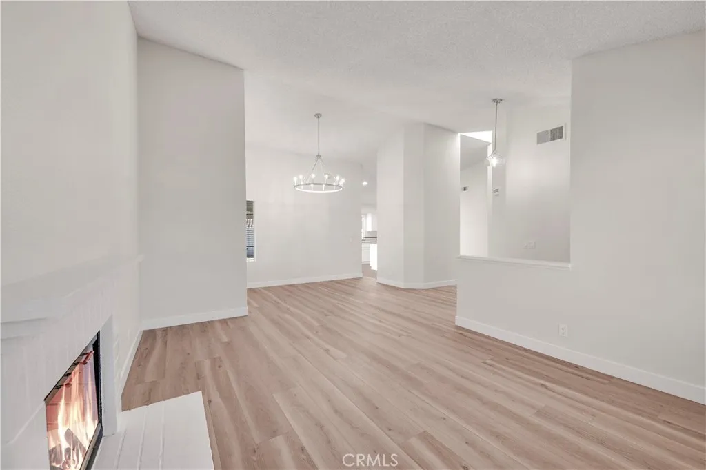 29296 Knoll Court, Menifee, California 92586 home-pic-6
