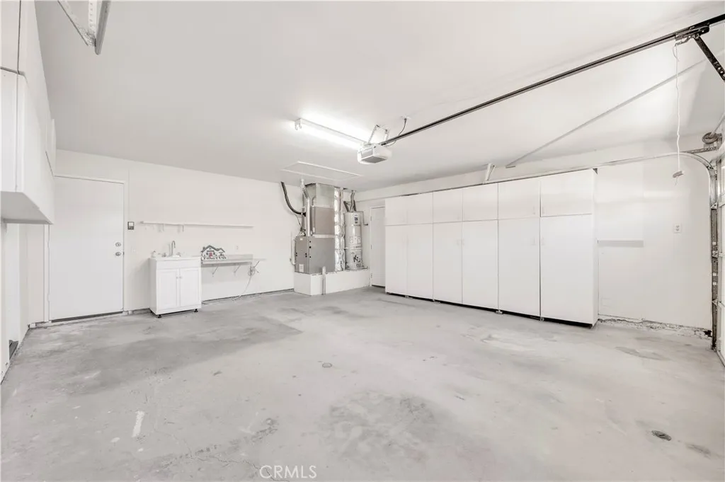 29296 Knoll Court, Menifee, California 92586 home-pic-22
