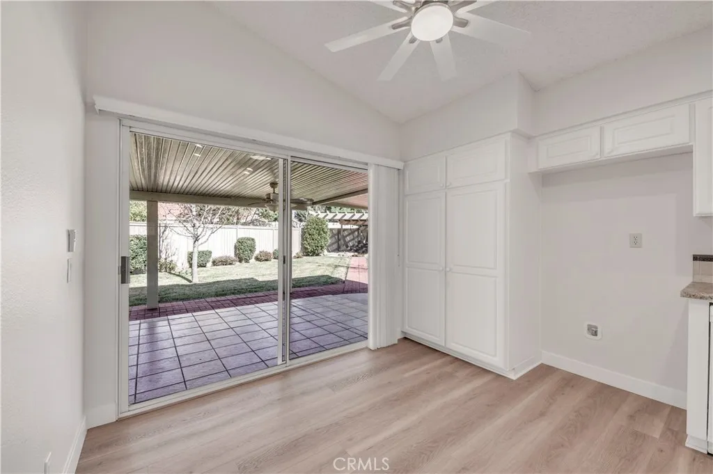 29296 Knoll Court, Menifee, California 92586 home-pic-12