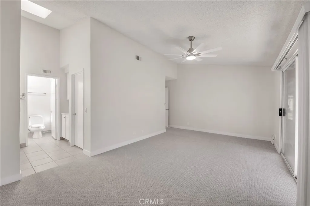 29296 Knoll Court, Menifee, California 92586 home-pic-14