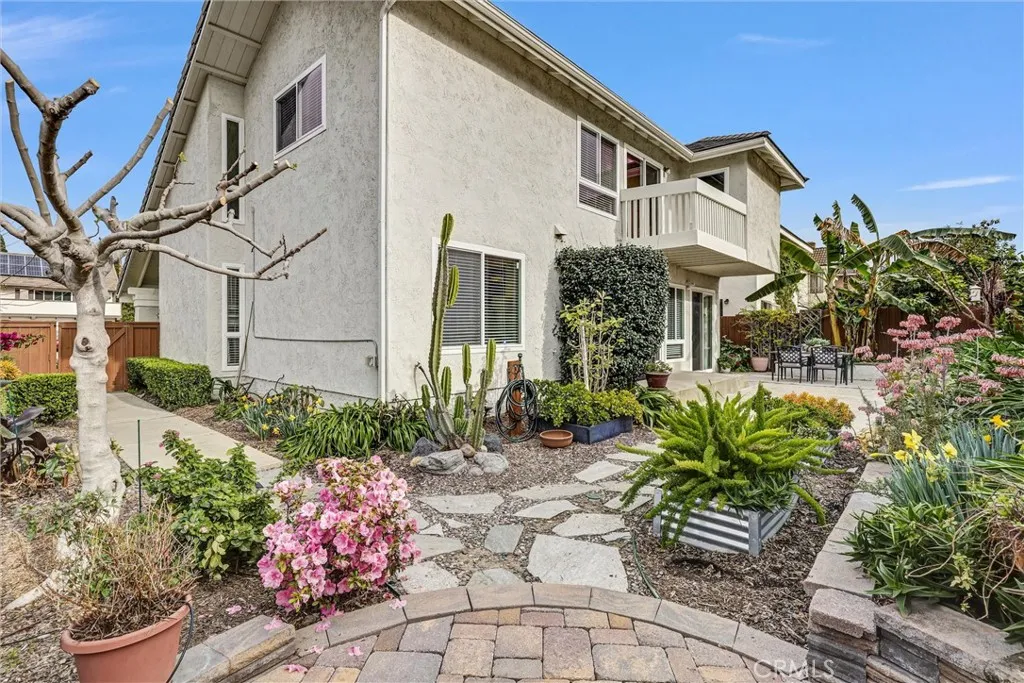 25582 Hazelnut, Lake Forest, California 92630 home-pic-30