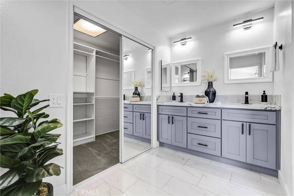 25582 Hazelnut, Lake Forest, California 92630 home-pic-17