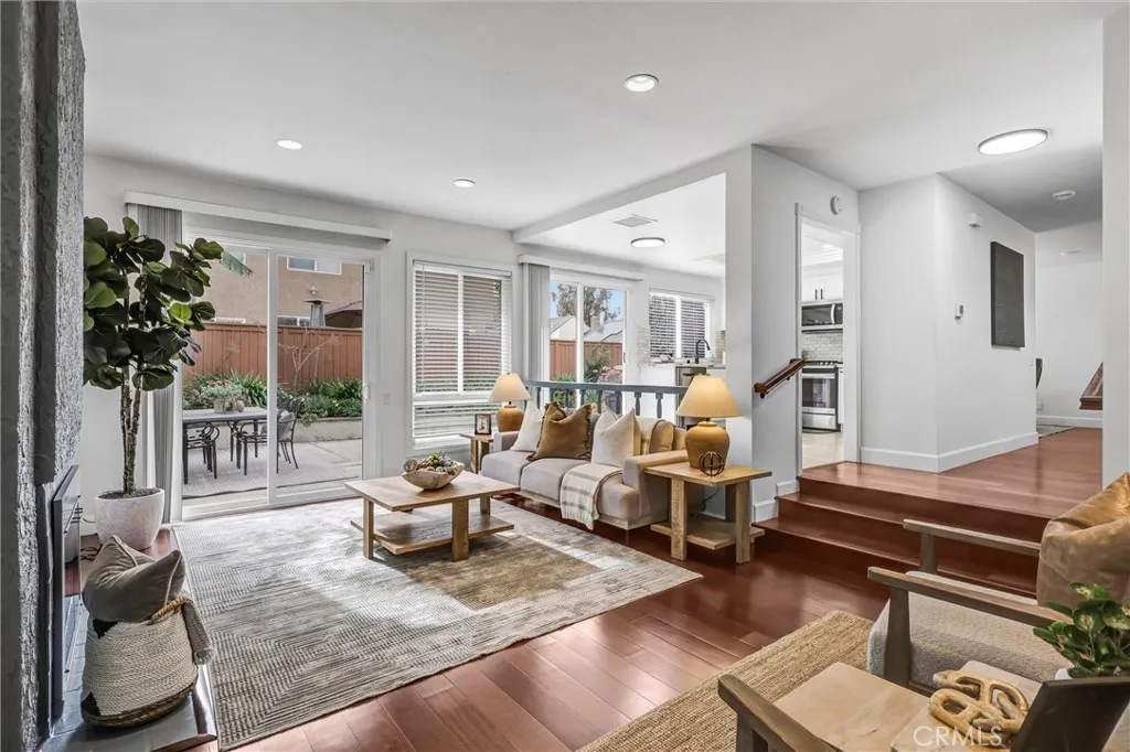 25582 Hazelnut, Lake Forest, California 92630 home-pic-12