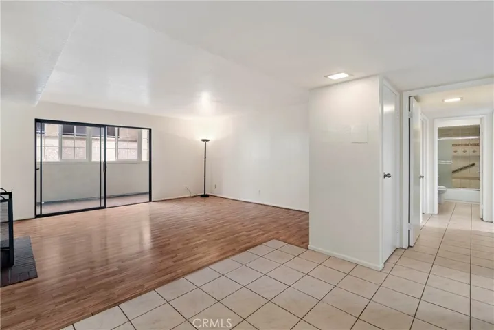 Living & Dinning room