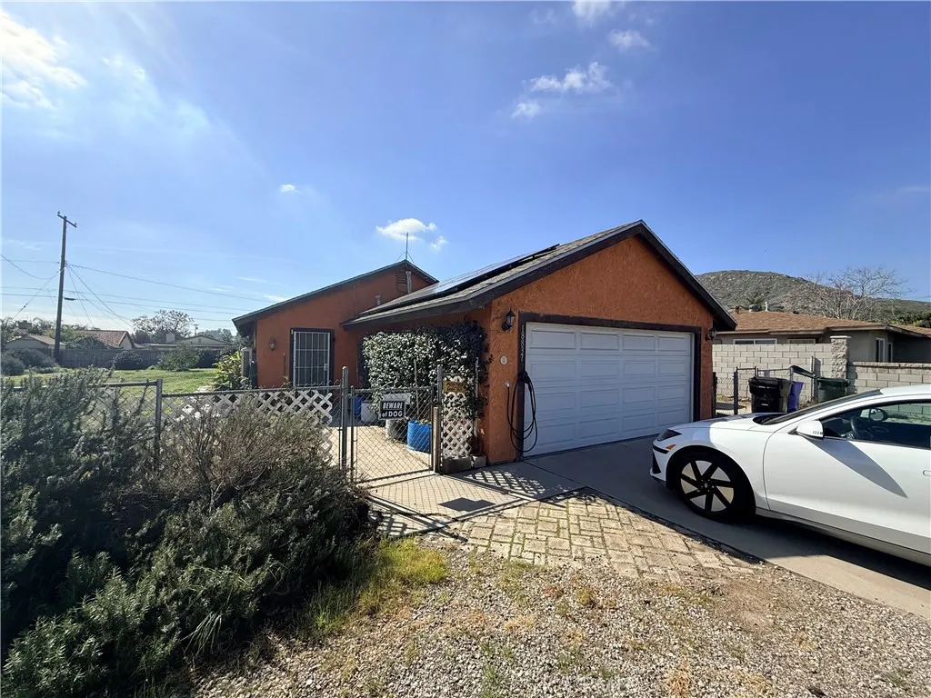 18837 6th, Bloomington, California 92316 home-pic-1