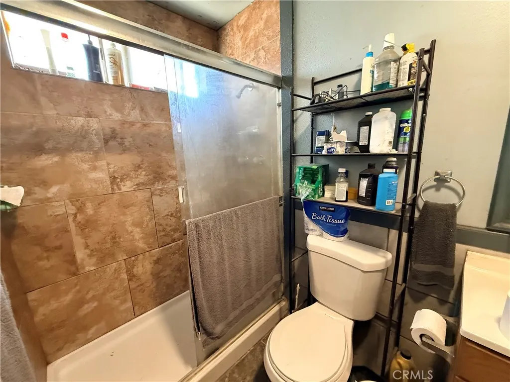 18837 6th, Bloomington, California 92316 home-pic-34