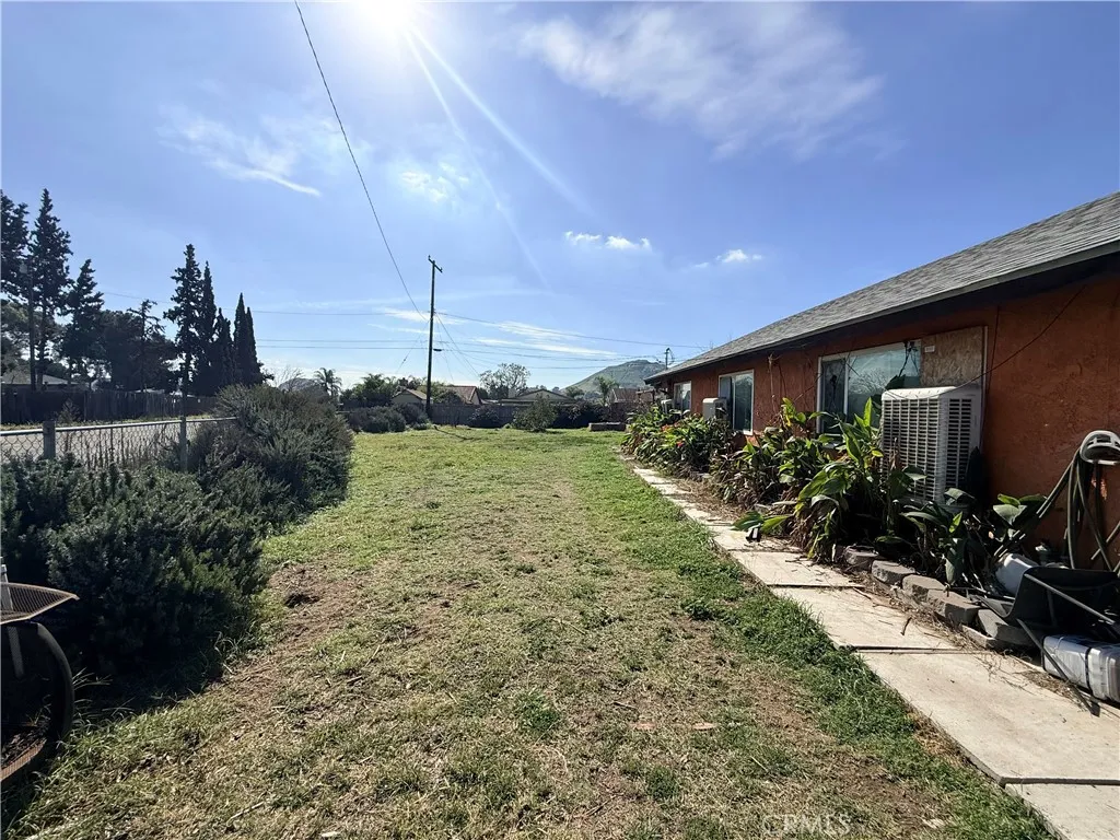 18837 6th, Bloomington, California 92316 home-pic-13