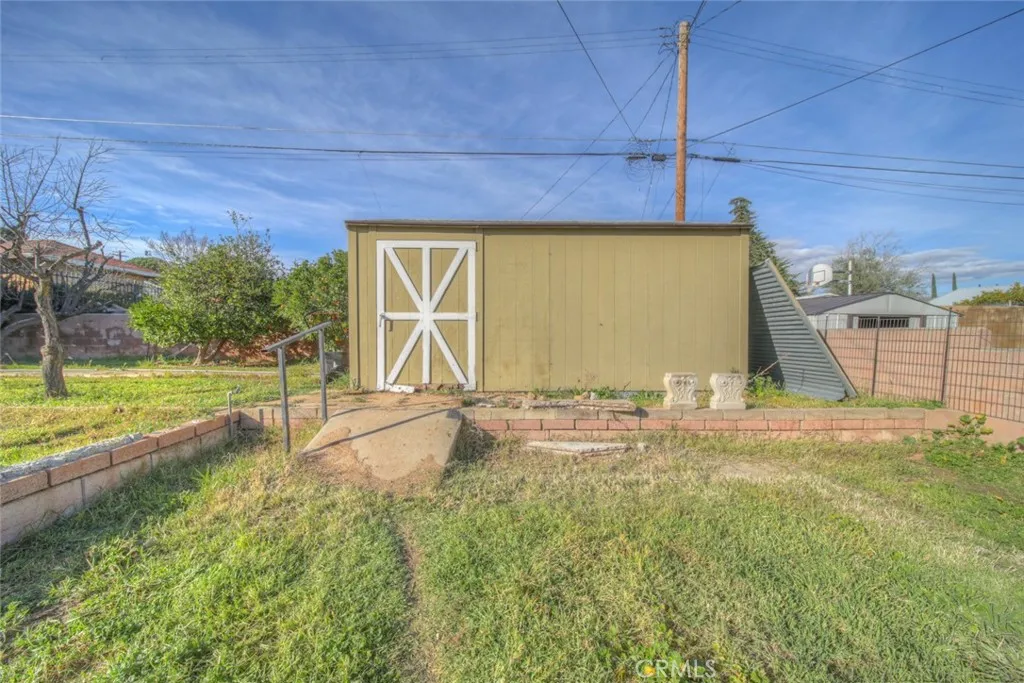 1137 W Williams, Banning, California 92220 home-pic-26