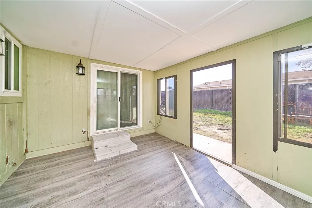 Enclosed Patio connecting Kitchen & Master Bedroom