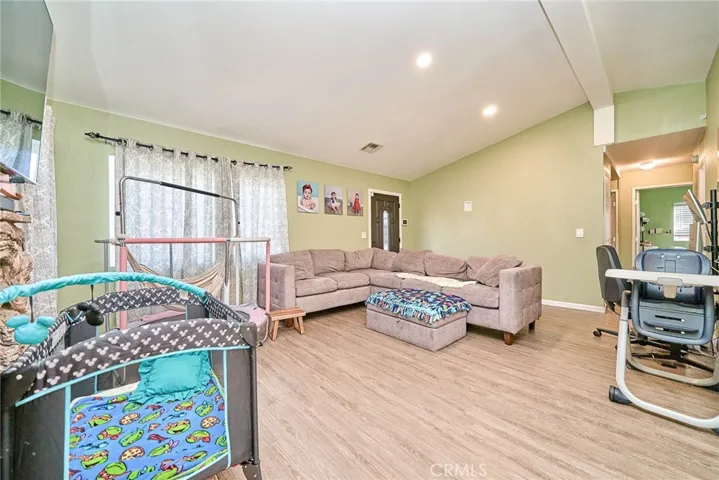 Living Room -C