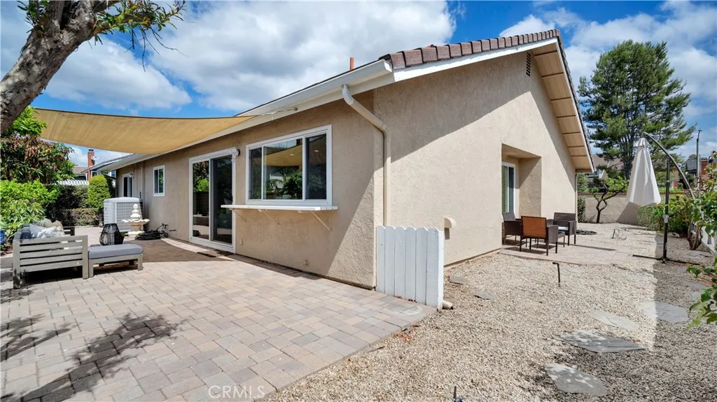 22 Yorktown, Irvine, California 92620 home-pic-39