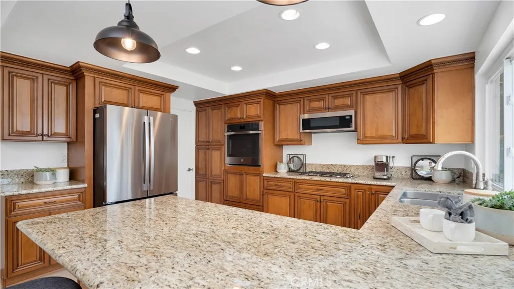 22 Yorktown, Irvine, California 92620 home-pic-15