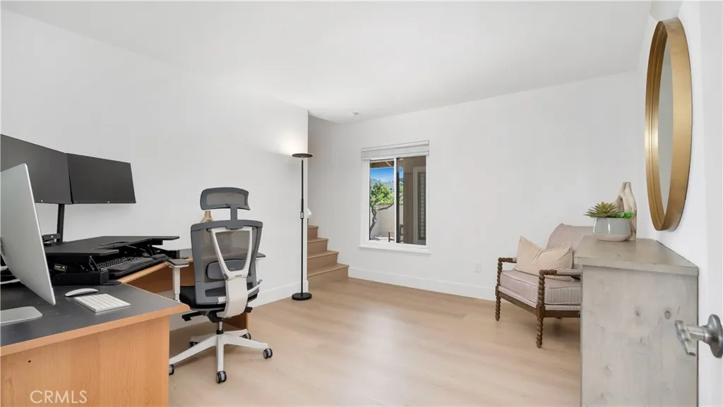 22 Yorktown, Irvine, California 92620 home-pic-28