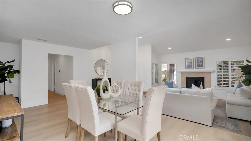 22 Yorktown, Irvine, California 92620 home-pic-12