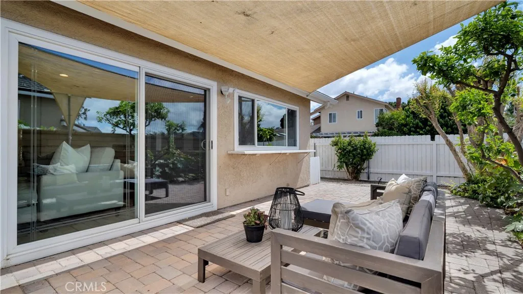 22 Yorktown, Irvine, California 92620 home-pic-38
