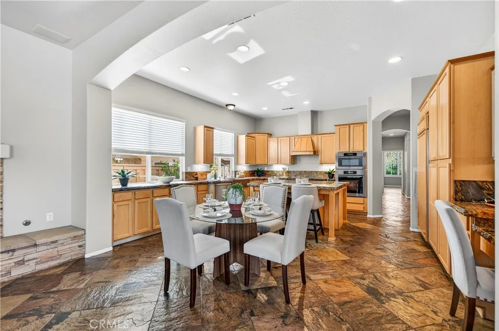 43922 Carentan, Temecula, California 92592 home-pic-14