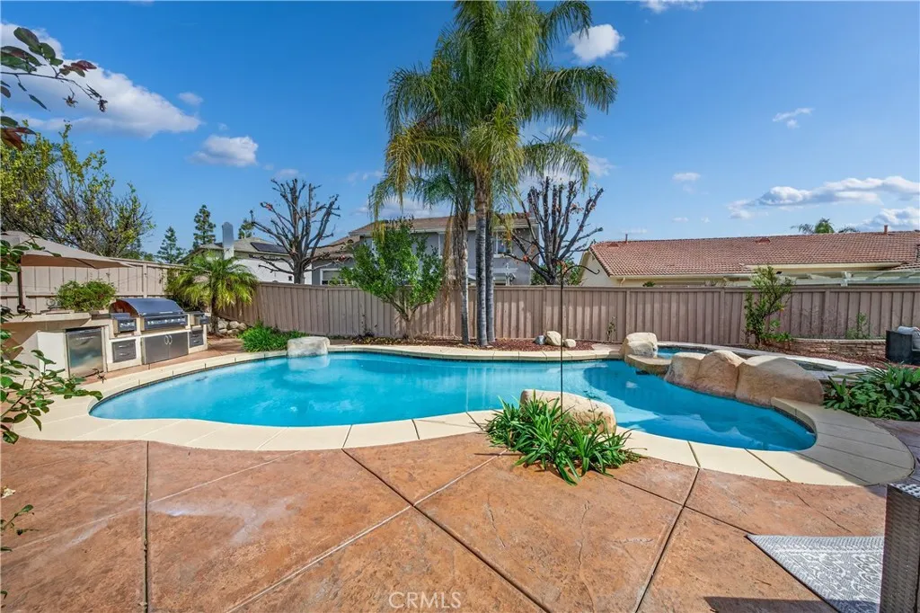43922 Carentan, Temecula, California 92592 home-pic-32