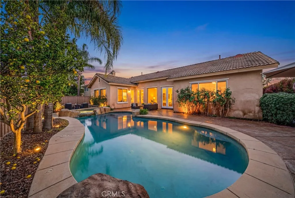 43922 Carentan, Temecula, California 92592 home-pic-2