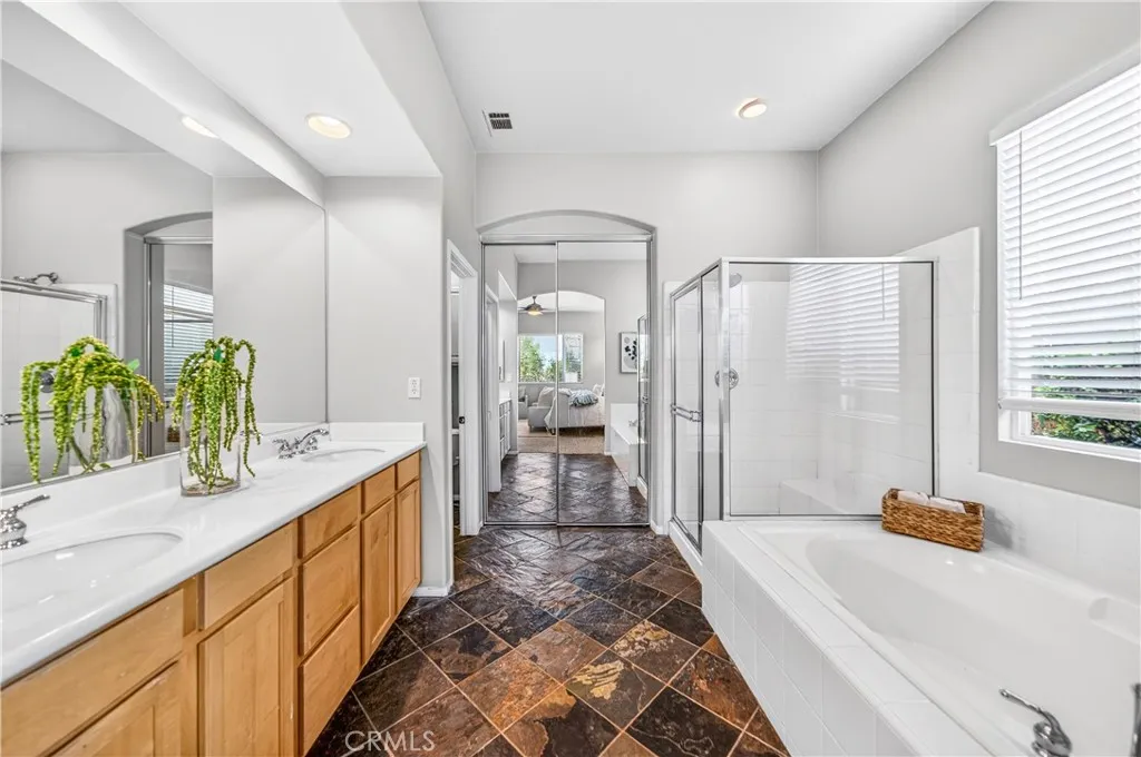 43922 Carentan, Temecula, California 92592 home-pic-22
