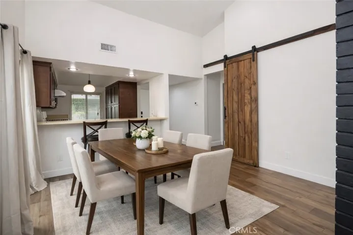 This photo has been virtually staged to illustrate the property’s potential.