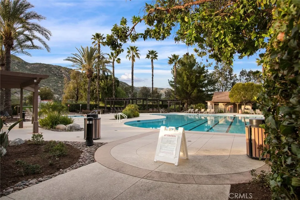 8172 Parry, Hemet, California 92545 home-pic-42
