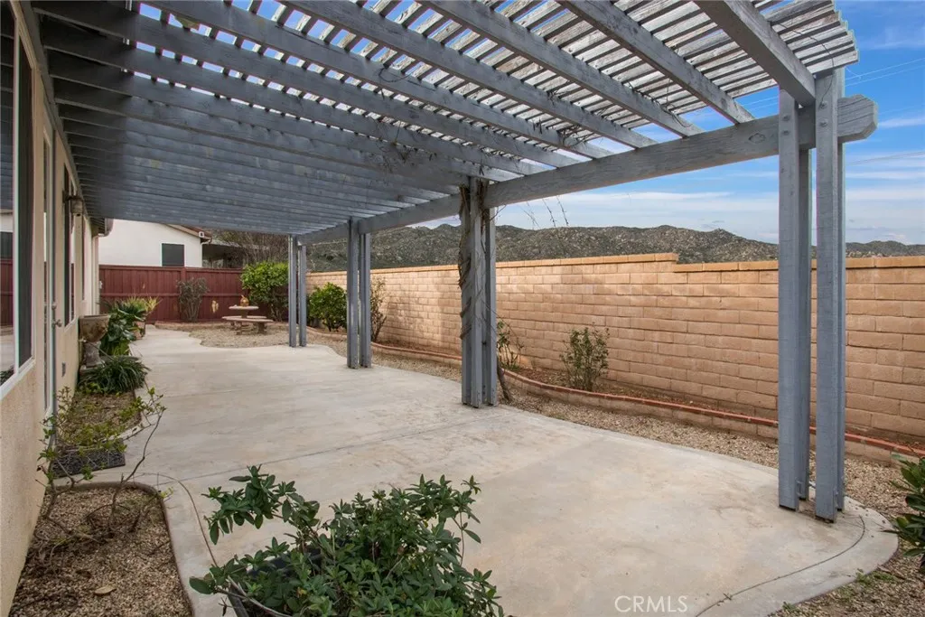 8172 Parry, Hemet, California 92545 home-pic-31
