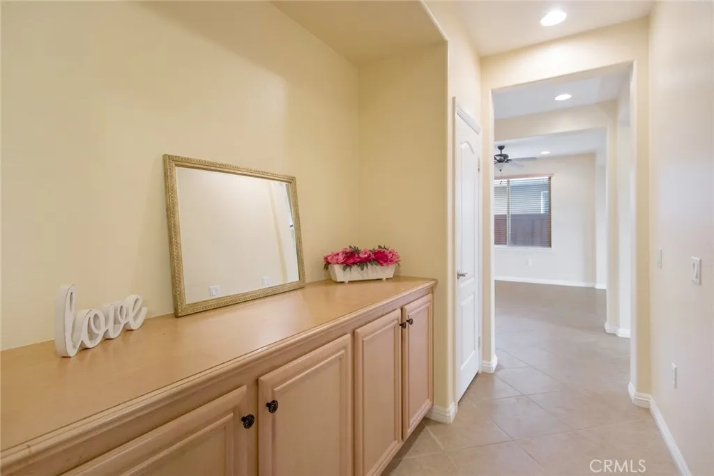 8172 Parry, Hemet, California 92545 home-pic-17