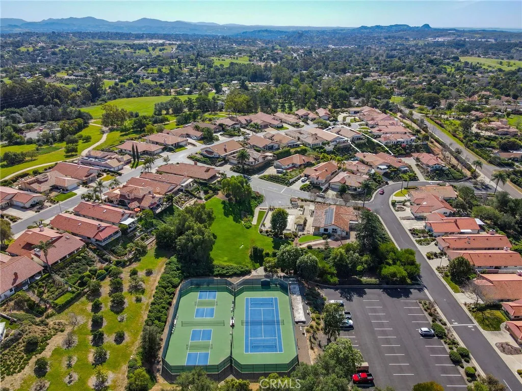 1061 Ridge Heights, Fallbrook, California 92028 home-pic-60
