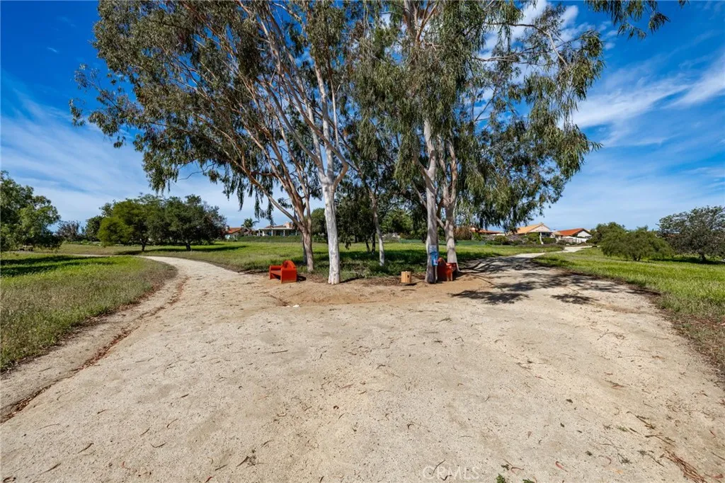 1061 Ridge Heights, Fallbrook, California 92028 home-pic-48