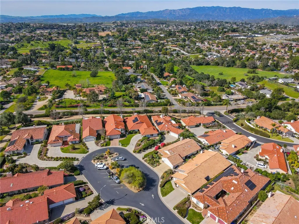 1061 Ridge Heights, Fallbrook, California 92028 home-pic-63