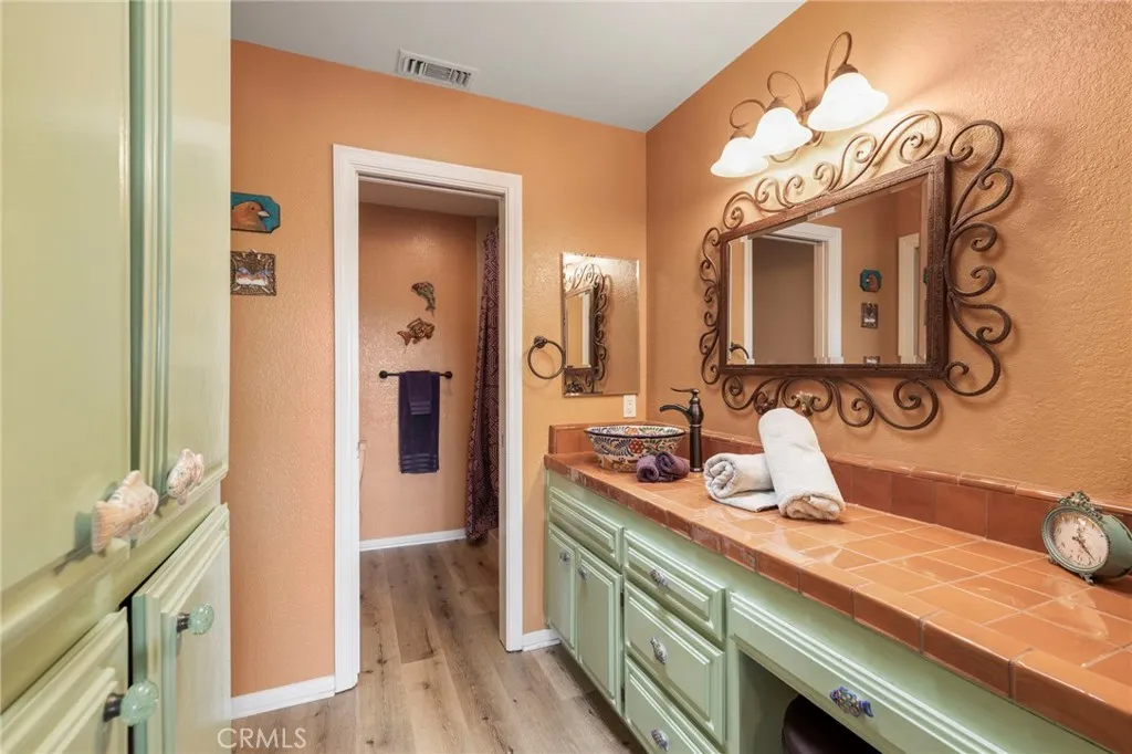 1061 Ridge Heights, Fallbrook, California 92028 home-pic-24