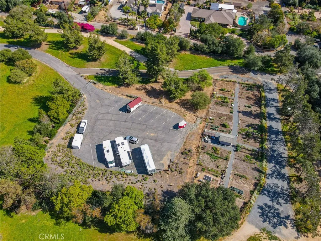 1061 Ridge Heights, Fallbrook, California 92028 home-pic-54