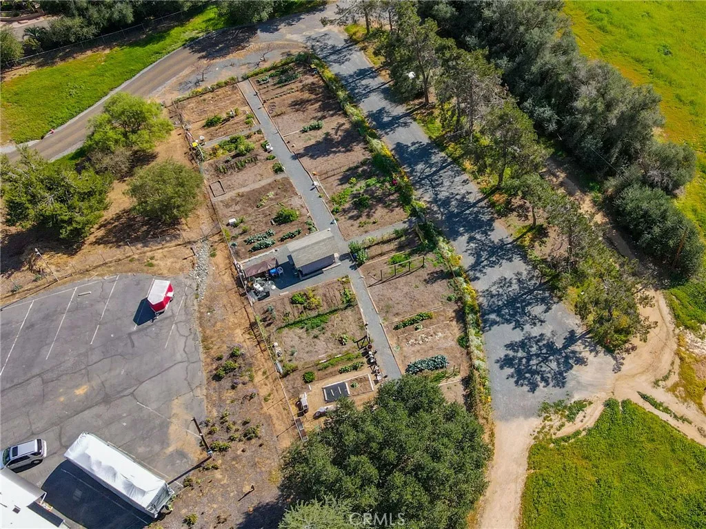1061 Ridge Heights, Fallbrook, California 92028 home-pic-58