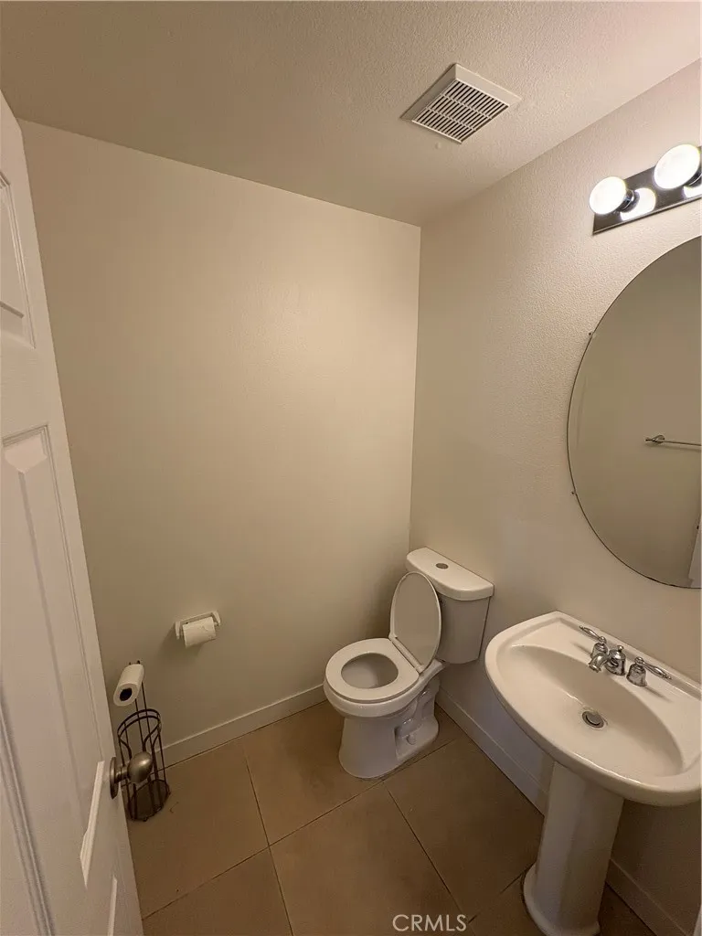941 Garrett Way, San Jacinto, California 92583 home-pic-19