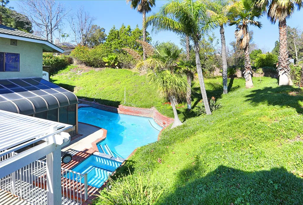5690 Avenida Barcelona, Yorba Linda, California 92887 home-pic-54