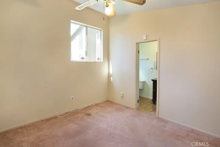 guesthouse bedroom