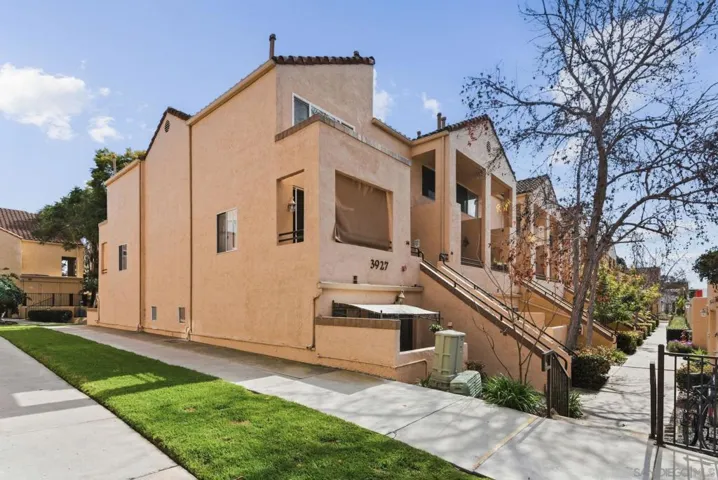 3927 Nobel Dr 39, San Diego, California 92122