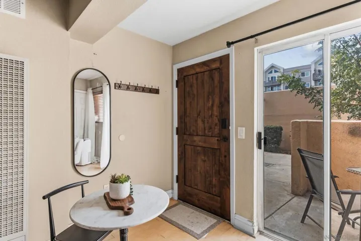 3927 Nobel Dr 39, San Diego, California 92122
