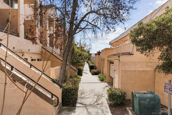 3927 Nobel Dr 39, San Diego, California 92122