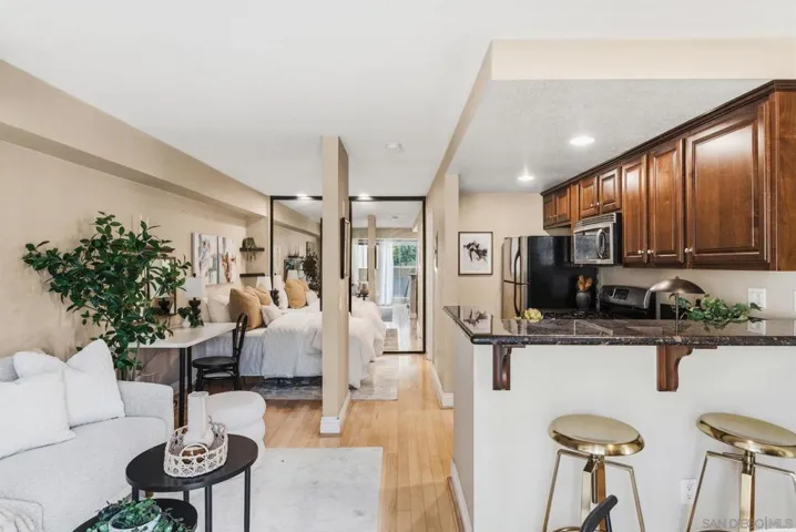 3927 Nobel Dr 39, San Diego, California 92122