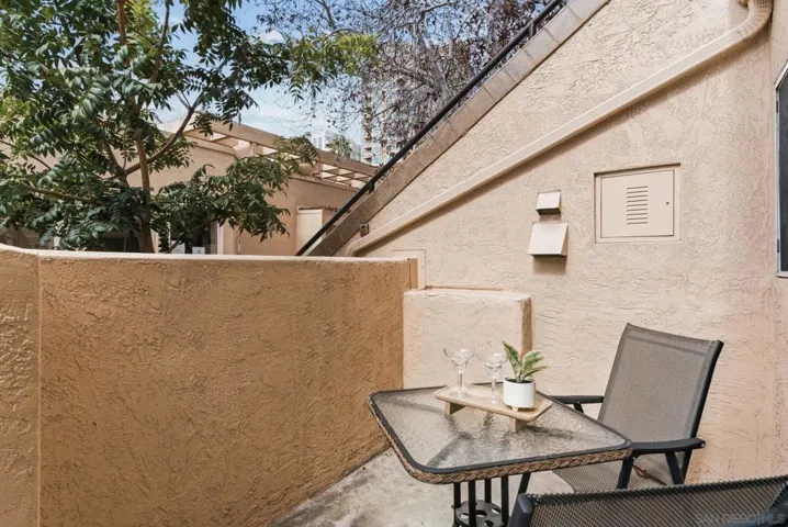 3927 Nobel Dr 39, San Diego, California 92122