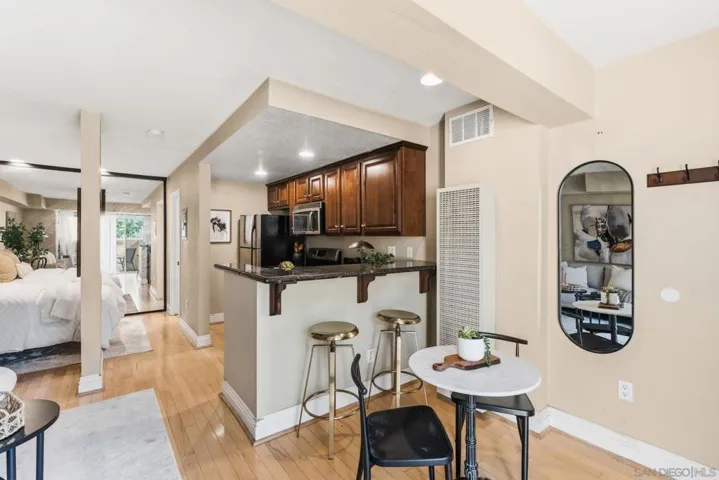 3927 Nobel Dr 39, San Diego, California 92122