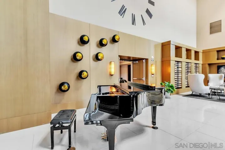 700 W E St Unit 1905, San Diego, California 92101