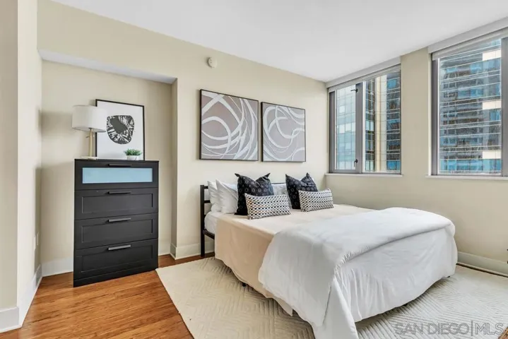 700 W E St Unit 1905, San Diego, California 92101