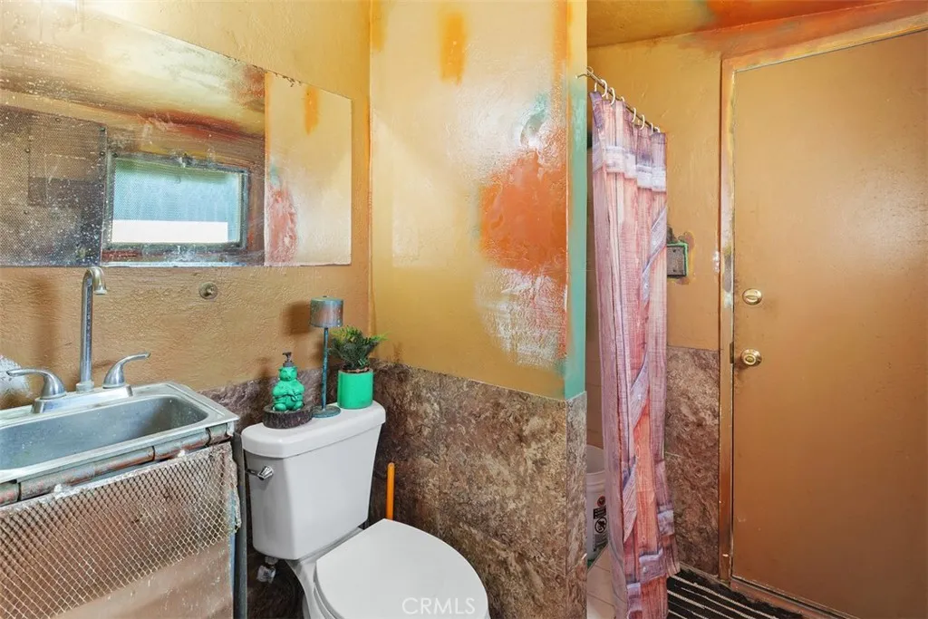 8774 Jo Jo, Riverside, California 92503 home-pic-21