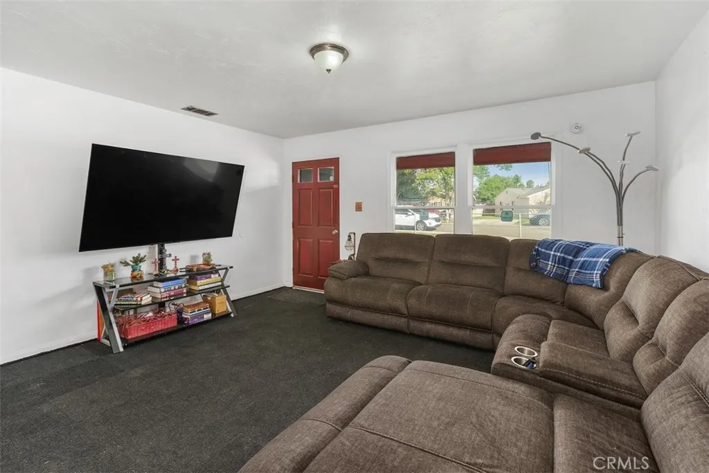 8774 Jo Jo, Riverside, California 92503 home-pic-7