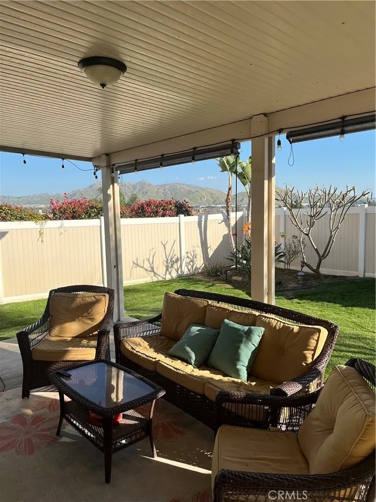 240 Cisneros Court, Colton, California 92324 home-pic-16