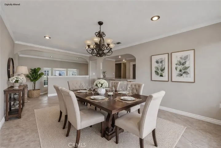 Dining room - Virtually staged