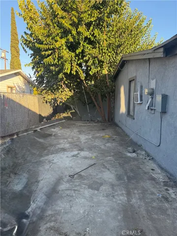 529 531 S Sydney, East Los Angeles, California 90022