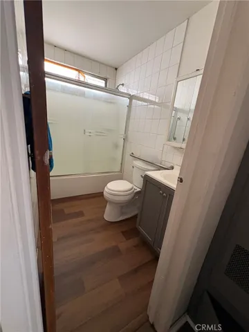 529 531 S Sydney, East Los Angeles, California 90022